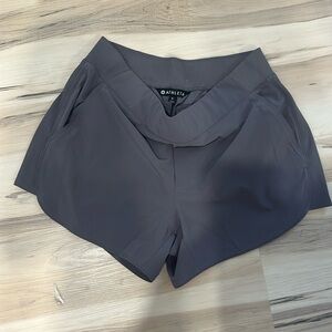 BROOKLYN MID RISE SHORT